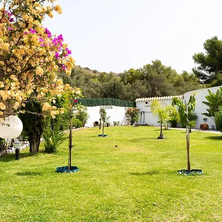 With Private Pool & Large Private Garden *