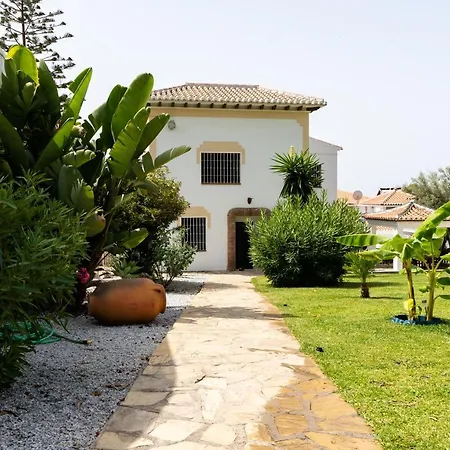 With Private Pool & Large Private Garden * Nerja