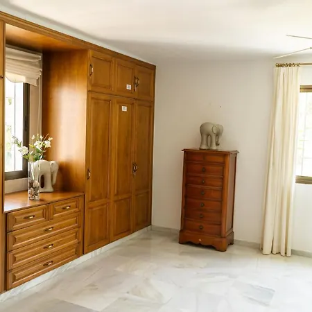 With Private Pool & Large Private Garden Вилла Нерха