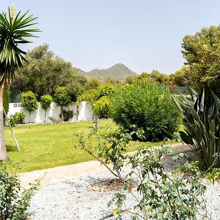 With Private Pool & Large Private Garden *