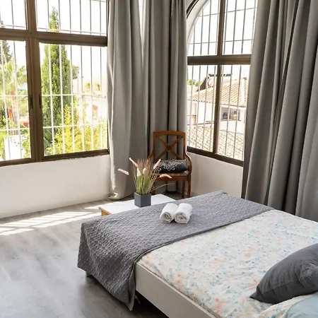 With Private Pool & Large Private Garden Нерха